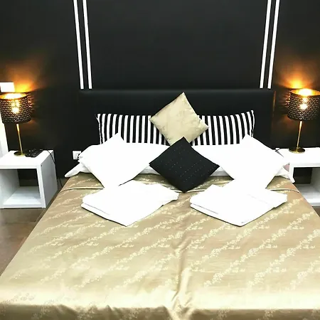 Toledostation Hotel Neapol