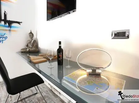 Toledostation Szálloda *